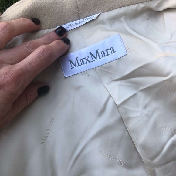 (Sold) M A X  M A R A - Picture 6 of 8